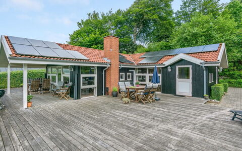 Algot - 100M to the Fjord: Roof, House, Home, Cottage, Siding, Estate, Driveway, Garden Buildings, Yard, Shed