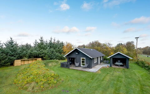 Engeline - 300M to the Fjord: Home, Cottage, Siding, Hardwood, Shade, Plank, Design, Estate, Porch, Deck