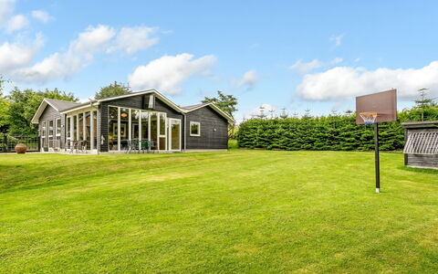 Nilias - 400M to the Fjord: Plant Community, Sunlight, Herbaceous Plant, Garden, Plantation, Agriculture, Farm