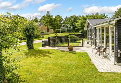 Nilias - 400M to the Fjord: Grass, Shrub, Garden, Home, Land Lot, Lawn, Groundcover, Cottage, Shade, Yard