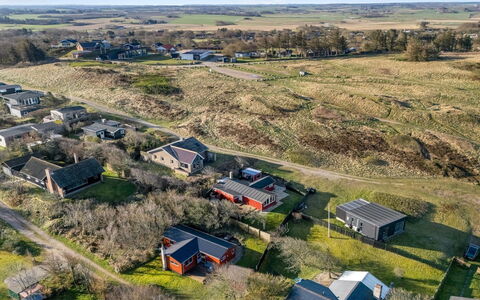 Alpi - 250M to the Fjord: Grass, Grassland, Landscape, Ecoregion, Plain, Plant Community, Land Lot, Outdoor Furniture, Prairie, Shrubland