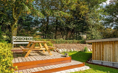 Tuki - 700M to the Fjord: Plant Community, Sunlight, Herbaceous Plant, Garden, Plantation, Agriculture, Farm