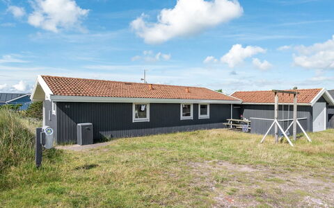 Siri - 400M from the Sea: House, Home, Roof, Cottage, Land Lot, Estate, Farmhouse, Village, Farm
