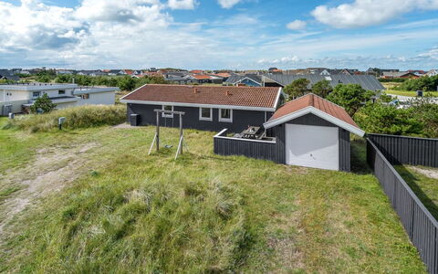 Siri - 400M from the Sea: House, Home, Roof, Cottage, Land Lot, Estate, Farmhouse, Village, Farm