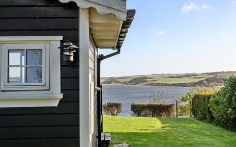 Lenita - 30M to the Fjord: Blue, Shrub, Cottage, Groundcover, Garden, Estate, Shade, Landscaping, Farmhouse, Eco Hotel