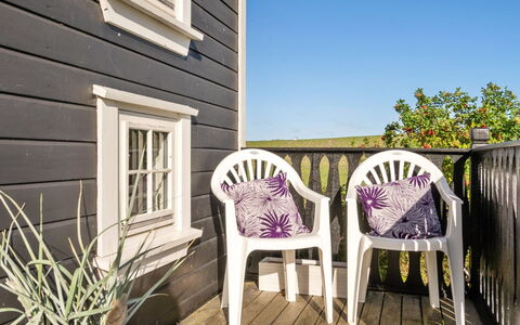 Lenita - 30M to the Fjord: Blue, Shrub, Cottage, Groundcover, Garden, Estate, Shade, Landscaping, Farmhouse, Eco Hotel