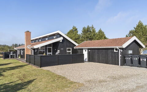Mettemarie - 800M from the Sea: Cottage, Shed, Hut, Farmhouse, Prairie, Shack, Barn, Log Cabin, Garden Buildings