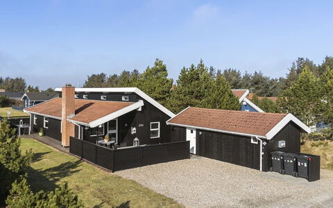Mettemarie - 800M from the Sea: Cottage, Shed, Hut, Farmhouse, Prairie, Shack, Barn, Log Cabin, Garden Buildings