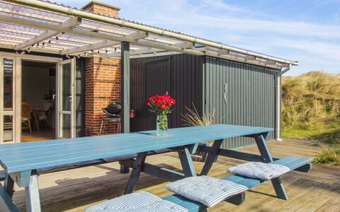 Madsen - 500M from the Sea: Roof, Plain, Land Lot, Rural Area, Home, Estate, Field, Cottage, Lawn, Suburb