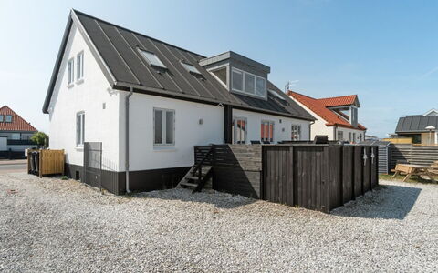 Thilla - 100M from the Sea: Building, Window, Roof, House, Home, Residential Area, Architecture, Cottage, Composite Material, Siding