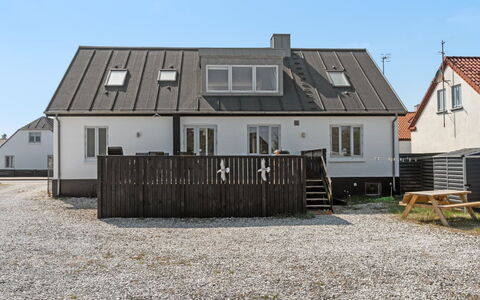 Thilla - 100M from the Sea: Building, Window, Roof, House, Home, Residential Area, Architecture, Facade, Cottage, Composite Material
