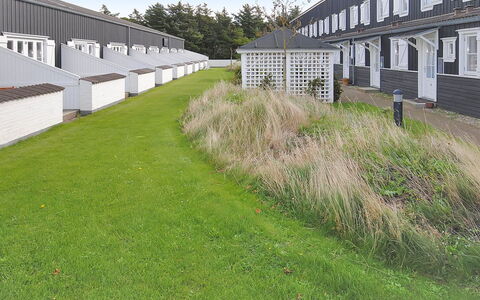 Eleen - 100M to the Fjord: Roof, House, Land Lot, Home, Cottage, Estate, Garden Buildings, Shade, Log Cabin, Landscaping