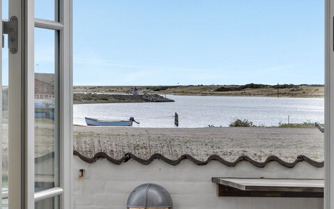 Siunde - 100M to the Fjord: Sea, Ocean, Coast, Daylighting, Bay, Beach