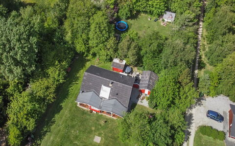 Flugha - 500M to the Fjord: Grass, Grassland, Landscape, Ecoregion, Plain, Plant Community, Land Lot, Outdoor Furniture, Prairie, Shrubland