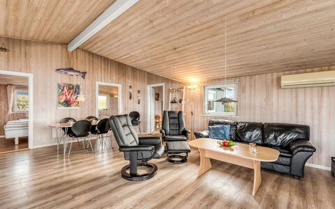 Loviisa - 300M to the Fjord: Wood, Home, Ceiling, Wood Flooring, Living Room, Hardwood, Winter, Couch, Plank