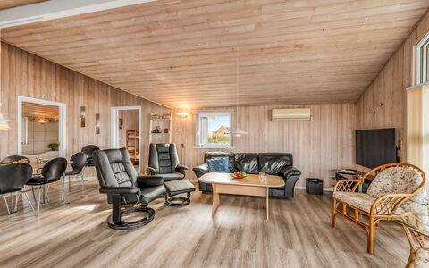Loviisa - 300M to the Fjord: Wood, Flooring, Ceiling, Wood Flooring, Floor, Interior Design, Living Room, Home, Furniture, Room