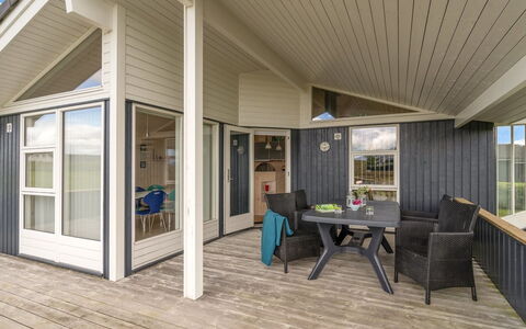 Lucio - 350M to the Fjord: House, Roof, Home, Cottage, Shed, Garden Buildings, Siding, Yard, Log Cabin, Hut