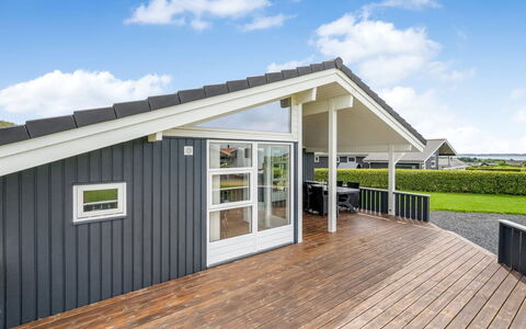 Lucio - 350M to the Fjord: House, Roof, Home, Cottage, Shed, Garden Buildings, Siding, Yard, Log Cabin, Hut