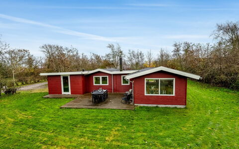 Scarlet - 400M to the Fjord: Grass, Grassland, Landscape, Ecoregion, Plain, Plant Community, Land Lot, Outdoor Furniture, Prairie, Shrubland