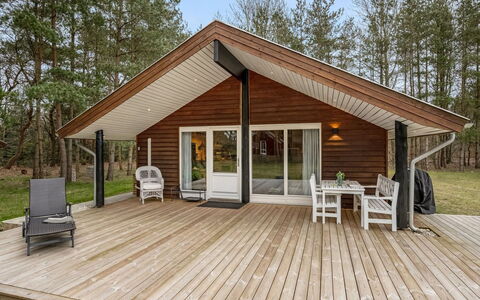 Aman - 700M to the Fjord: Wood, Roof, Home, House, Architecture, Siding, Land Lot, Cottage, Shed, Garden Buildings