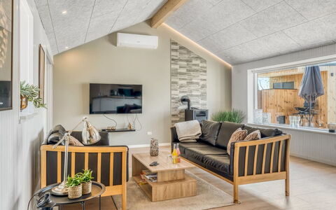 Bendet - 50M to the Fjord: Interior Design, Couch, Wood, Furniture, Ceiling, Flooring, Living Room, Floor, Lighting, Home
