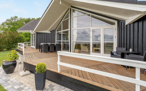 Regnwald - 400M to the Fjord: House, Roof, Home, Cottage, Shed, Garden Buildings, Siding, Yard, Log Cabin, Hut