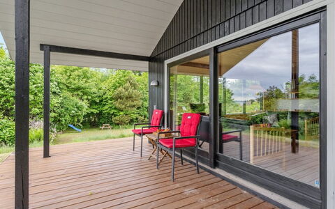 Melissa - 300M to the Fjord: Wood, Home, Porch, Deck, Hardwood, Roof, Wood Stain, Wood Flooring, Eco Hotel