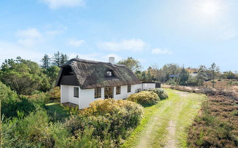Tordis - 250M to the Fjord: Architecture, Roof, Home, Composite Material, Daylighting, Siding, Driveway