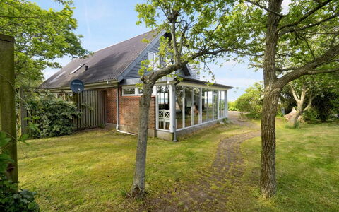 Emmie - 50M to the Fjord: Residential Area, Roof, Suburb, Driveway, Estate, Chimney