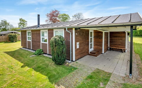 Teija - 300M from the Sea: Cottage, Shed, Hut, Farmhouse, Prairie, Shack, Barn, Log Cabin, Garden Buildings