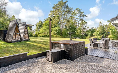 Adela - 1Km from the Sea: Roof, House, Land Lot, Home, Cottage, Estate, Garden Buildings, Shade, Log Cabin, Landscaping