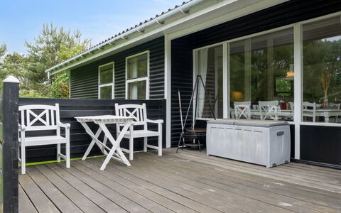Morten - 500M from the Sea: Thatching, Cottage, House, Roof, Home, Farmhouse, Hut, Estate, Village
