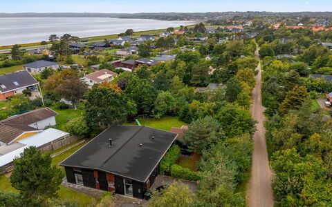 Ylvi - 250M from the Sea: Residential Area, Landscape, Bird'S-Eye View, Aerial Photography, Suburb, Roof, House, Home, Land Lot, Human Settlement