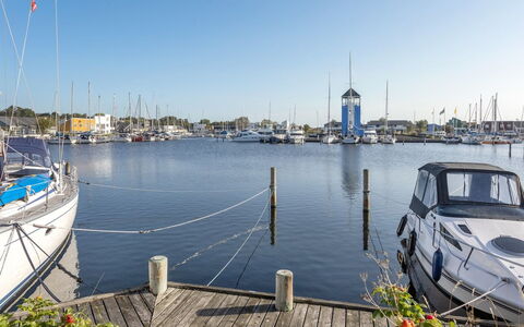 Goda - 5M from the Sea: Residential Area, Roof, Suburb, Driveway, Estate, Chimney