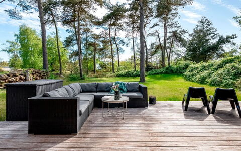 Sylva - 150M from the Sea: Roof, House, Home, Cottage, Siding, Estate, Driveway, Garden Buildings, Yard, Shed