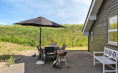 Bitha - 400M from the Sea: Roof, House, Land Lot, Home, Cottage, Estate, Garden Buildings, Shade, Log Cabin, Landscaping
