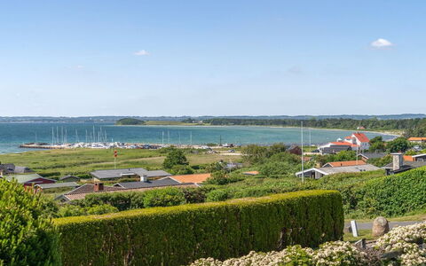Anniina - 200M from the Sea: Body Of Water, Green, Horizon, Coastal And Oceanic Landforms, Sea, Coast, Ocean, Shore, Sound, Landscaping