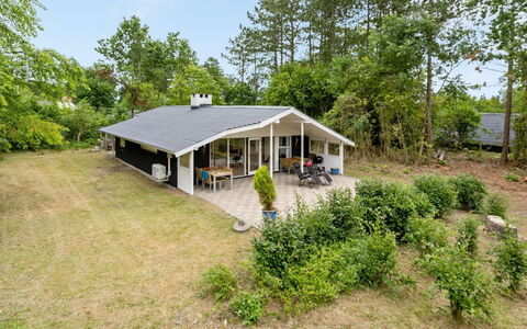 Jakko - 300M from the Sea: Roof, House, Home, Cottage, Siding, Estate, Driveway, Garden Buildings, Yard, Shed