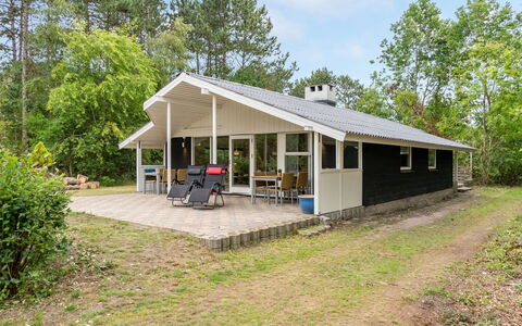 Jakko - 300M from the Sea: Roof, House, Home, Cottage, Siding, Estate, Driveway, Garden Buildings, Yard, Shed