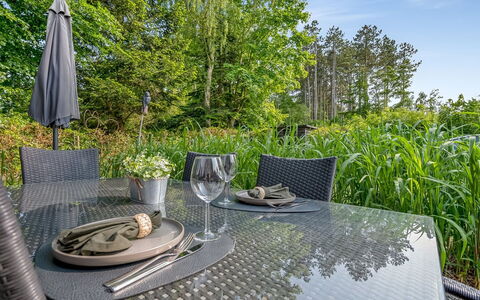 Sunja - 450M from the Sea: Blue, Shrub, Cottage, Groundcover, Garden, Estate, Shade, Landscaping, Farmhouse, Eco Hotel
