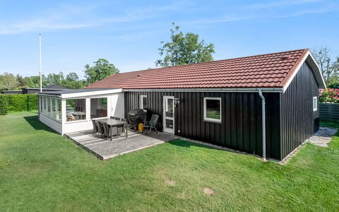 Mainart - 200M from the Sea: Wood, Home, Porch, Deck, Hardwood, Roof, Wood Stain, Wood Flooring, Eco Hotel
