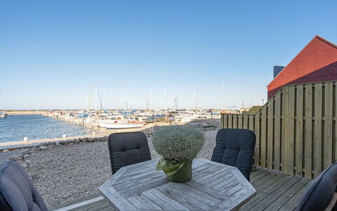 Line - 10M from the Sea: House, Roof, Home, Cottage, Shed, Garden Buildings, Siding, Yard, Log Cabin, Hut