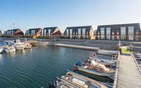 Line - 10M from the Sea: House, Roof, Home, Cottage, Shed, Garden Buildings, Siding, Yard, Log Cabin, Hut