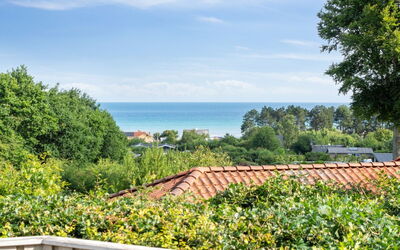 Ludewiga - 350M from the Sea