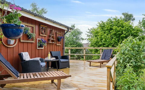 Reika - 1Km from the Sea: Wood, Furniture, Flowerpot, Hardwood, Outdoor Furniture, Wood Stain, Porch, Deck, Wood Flooring