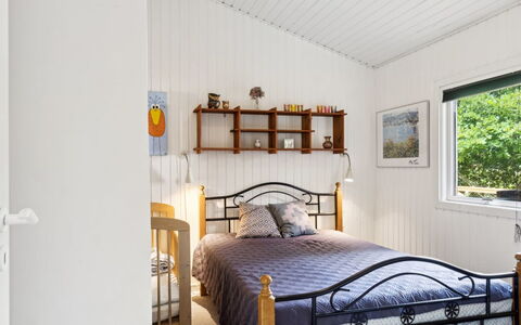 Reika - 1Km from the Sea: Bedroom, Bed, Interior Design, Furniture, Wood, Bedding, Bed Sheet, Ceiling, Floor, Flooring