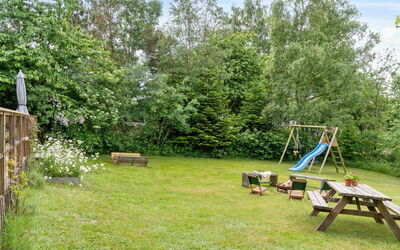 Reika - 1Km from the Sea