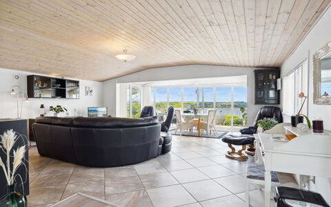 Annabeth - 300M to the Fjord: Interior Design, Flooring, Furniture, Couch, Floor, Ceiling, Wood, Living Room, Wood Flooring