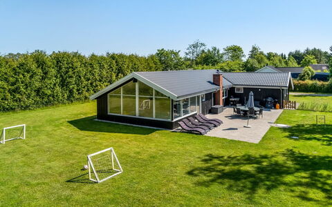 Nina - 700M to the Fjord: Grass, Grassland, Landscape, Ecoregion, Plain, Plant Community, Land Lot, Outdoor Furniture, Prairie, Shrubland
