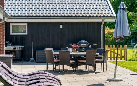 Nina - 700M to the Fjord: Grass, Grassland, Landscape, Ecoregion, Plain, Plant Community, Land Lot, Outdoor Furniture, Prairie, Shrubland